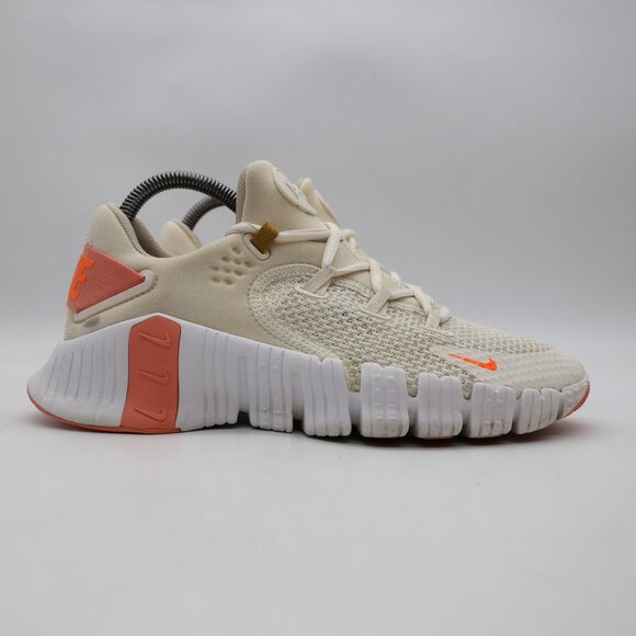 Nike Free Metcon 4 Women's 8 White Running Training Shoes Sneakers CZ0596-104 - Picture 1 of 10